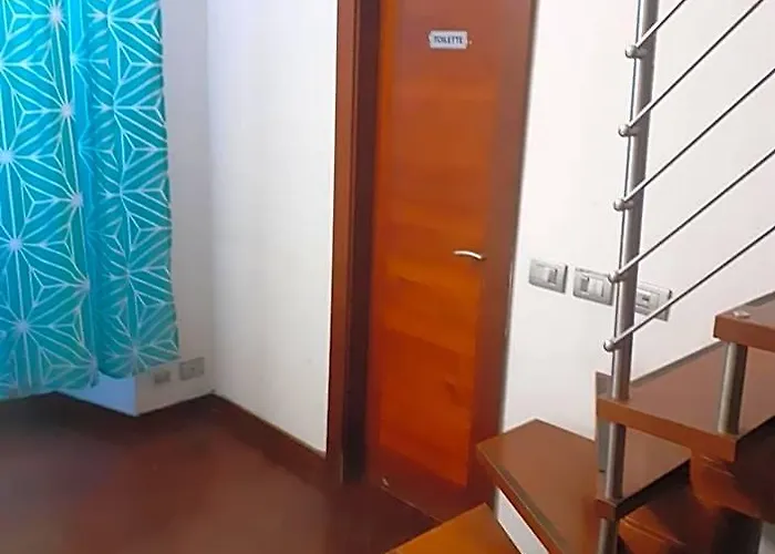 Happy Hotel Rom